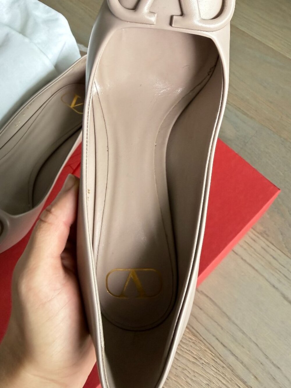 Valentino Beige Leather Vlogo Pumps size 38 - Picture 7 of 7